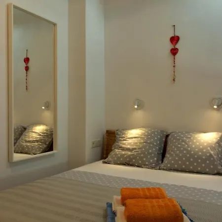 White Cycladic Town House With Sea Vew Páros