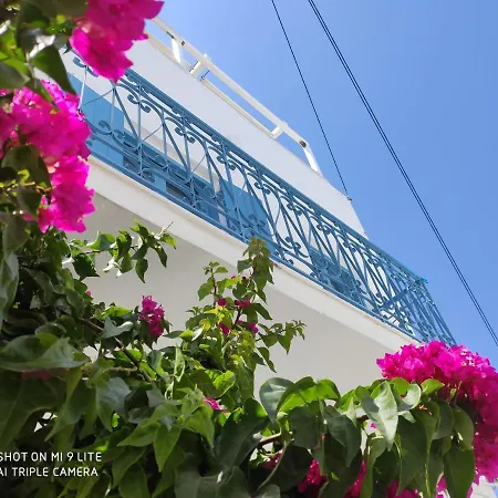 Casa de Férias White Cycladic Town House With Sea Vew Páros