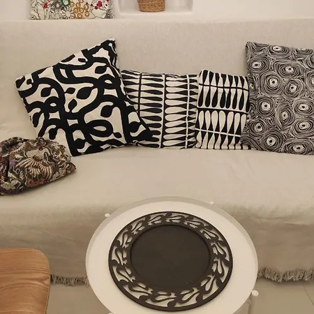 Casa de Férias White Cycladic Town House With Sea Vew Páros