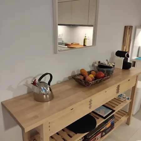 Hébergement de vacances White Cycladic Town House With Sea Vew Páros