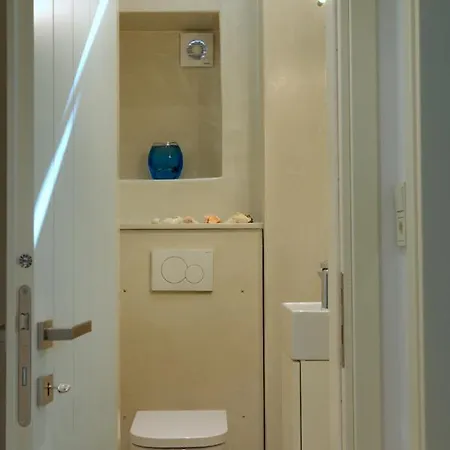 Casa de Férias White Cycladic Town House With Sea Vew