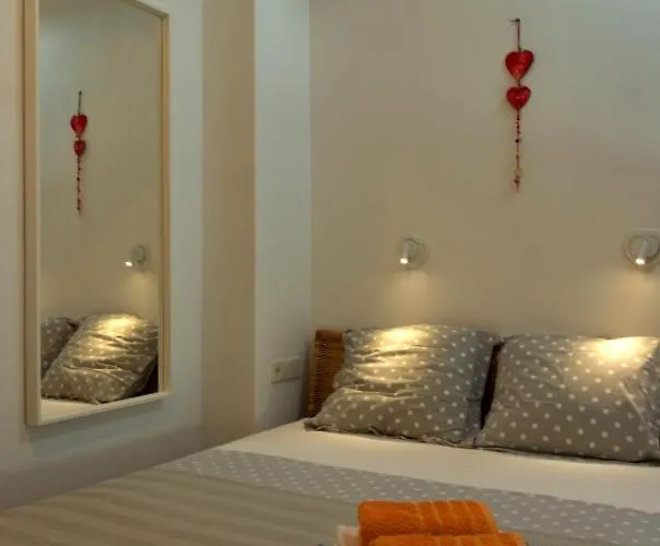 White Cycladic Town House With Sea Vew Parikia (Paros)