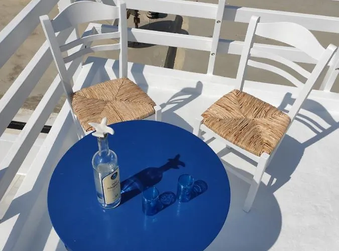 Holiday home White Cycladic Town House With Sea Vew *