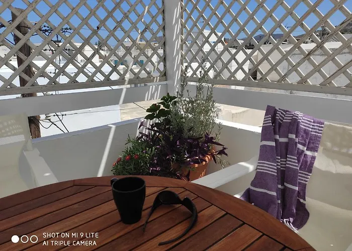 White Cycladic Town House With Sea Vew *